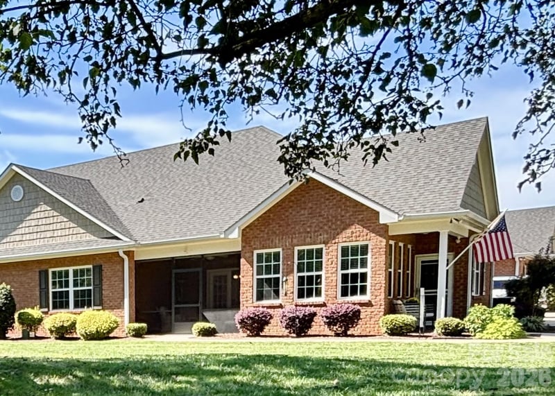 8242 Symphony Ct, Denver, NC 28037