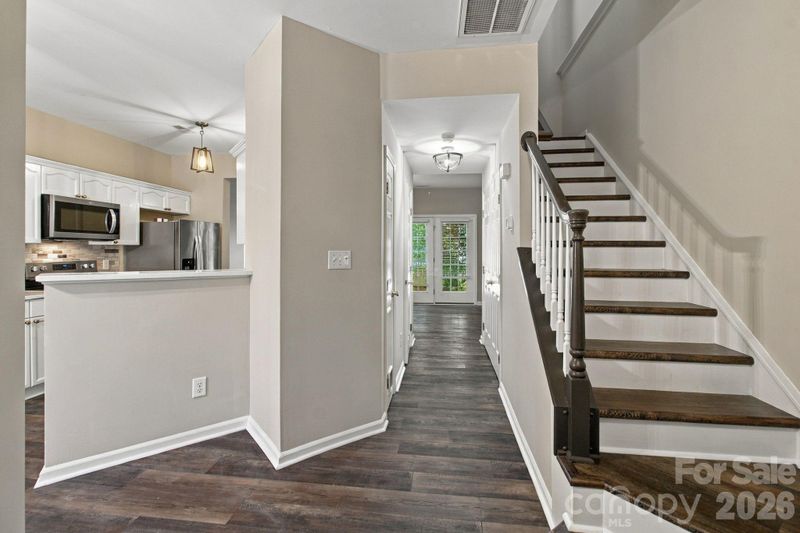 6032 Sapwood Ct, Matthews, NC 28104