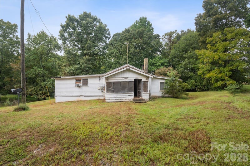 6958 Nc Hwy 9 Hw, Columbus, NC 28722