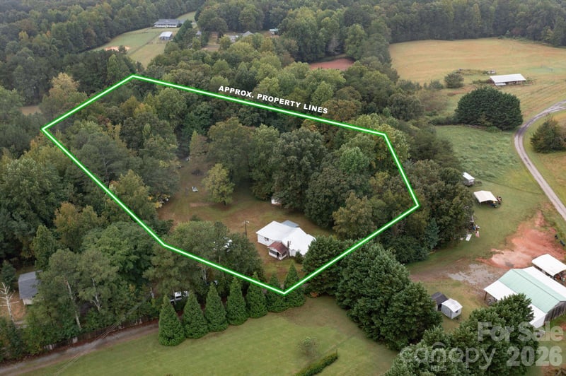 6958 Nc Hwy 9 Hw, Columbus, NC 28722
