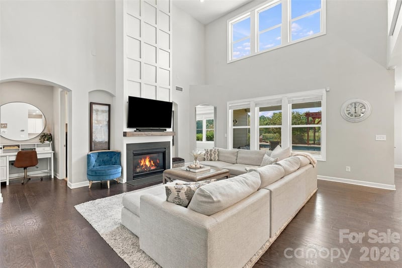 110 Kenna Ct, Matthews, NC 28104