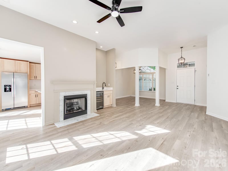 810 Greenhill Dr, Charlotte, NC 28217
