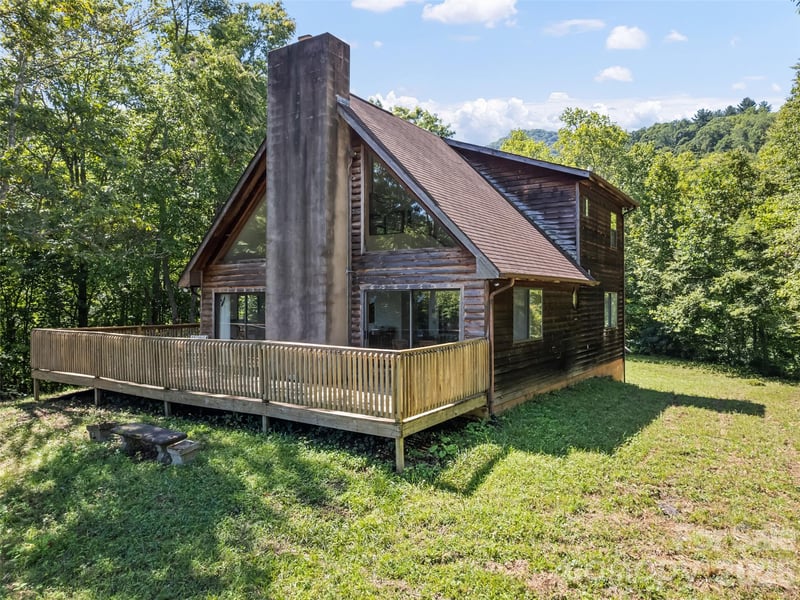 10435 White Oak Rd, Waynesville, NC 28785