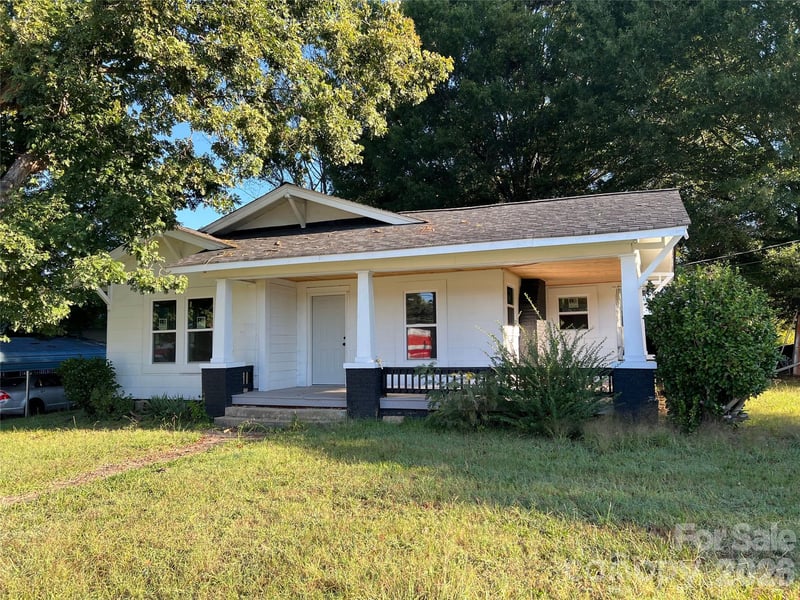 1313 E Maiden Rd, Maiden, NC 28650