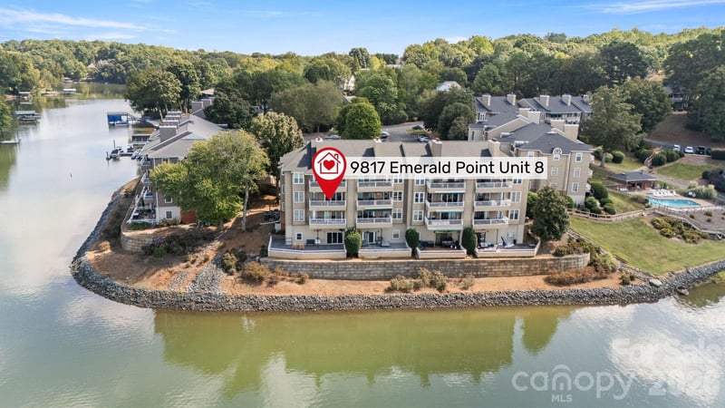 9817 Emerald Point Dr #8, Charlotte, NC 28278