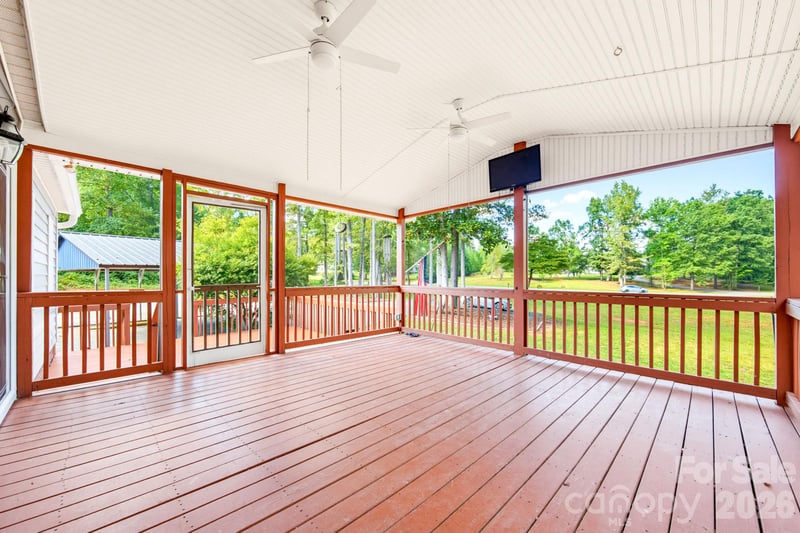 5119 Pine Springs Dr, Bessemer City, NC 28016