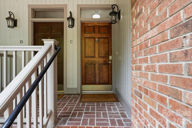 2432 Selwyn Ave, Charlotte, NC 28209