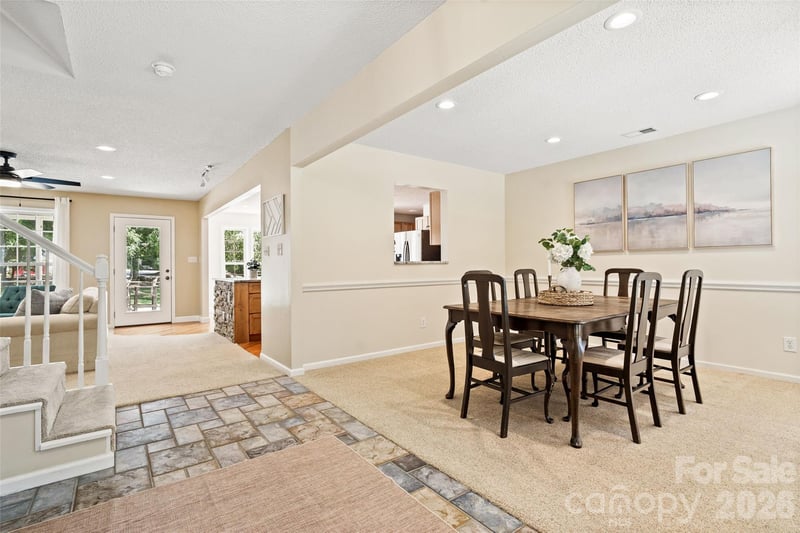 996 Beamguard Rd, Clover, SC 29710