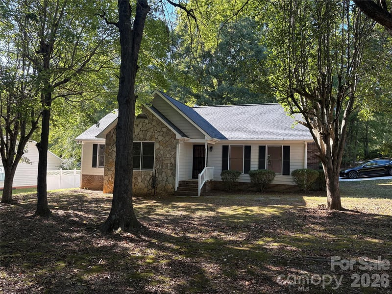 503 E Wilson St, Wingate, NC 28174
