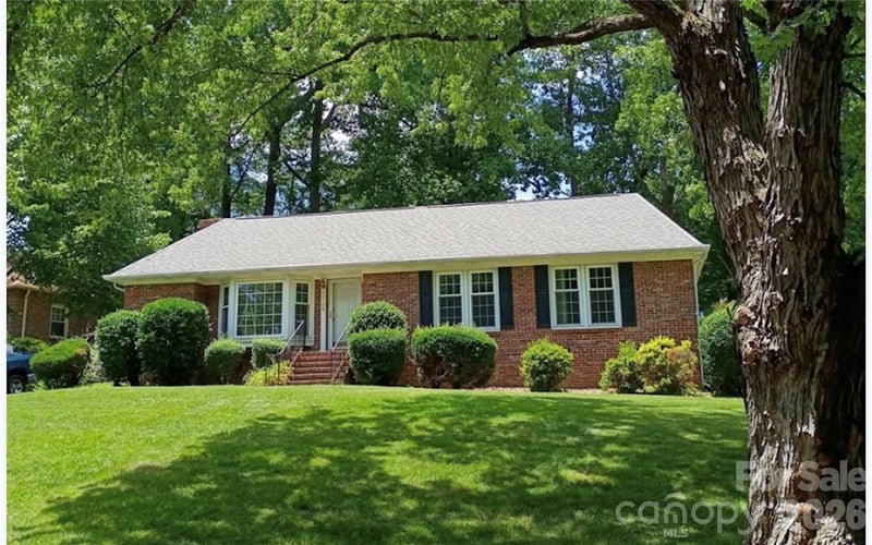 5724 Telfair Rd, Charlotte, NC 28210