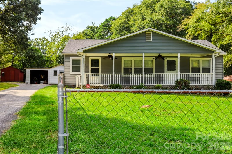 1225 White Ln, Gastonia, NC 28052