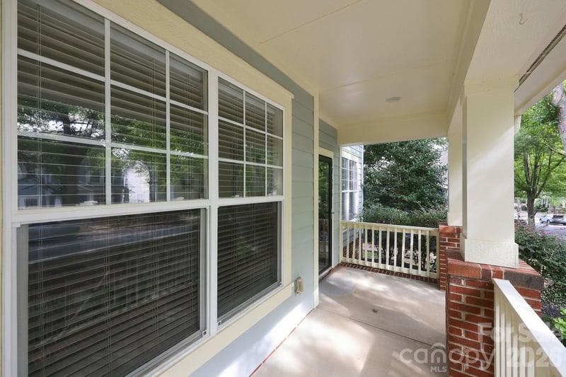 17625 Harbor Walk Dr, Cornelius, NC 28031