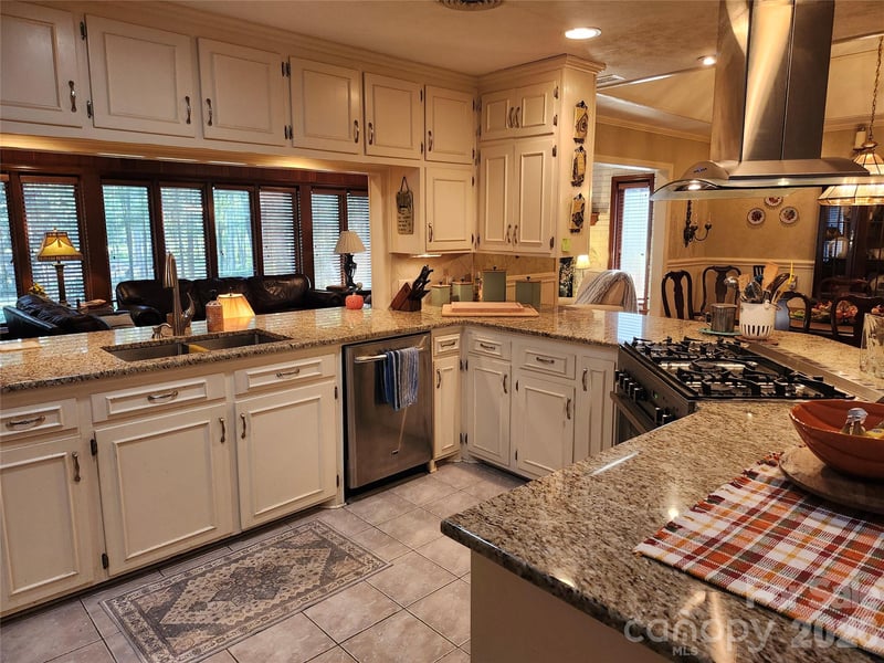 2409 Griffith Rd, Monroe, NC 28112