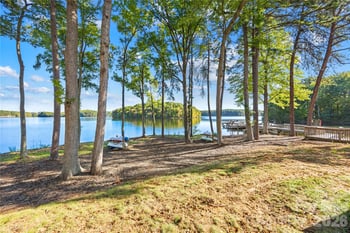 915 Northeast Dr #22, Davidson, NC 28036