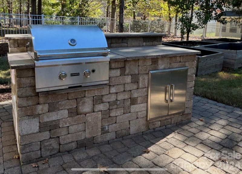 2712 Lawson Dr, Waxhaw, NC 28173