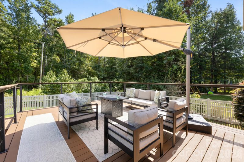 317 Windy Pine Dr, Clover, SC 29710