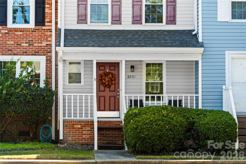 8251 Circle Tree Ln, Charlotte, NC 28277