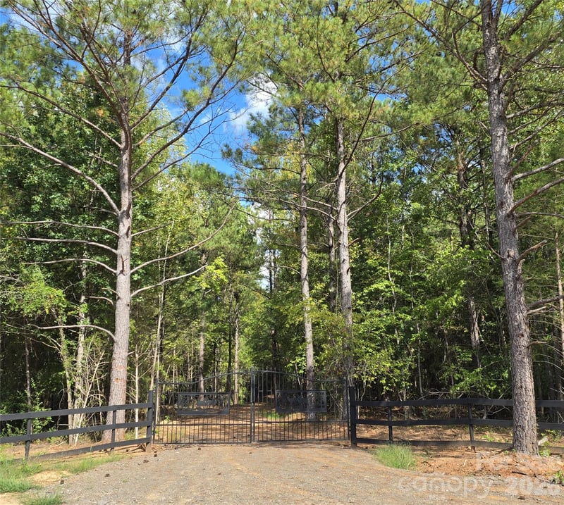 552 Midway Rd, Richburg, SC 29729