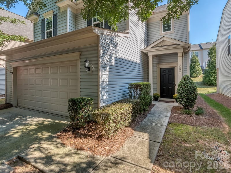 3827 Park South Station Blvd, Charlotte, NC 28210