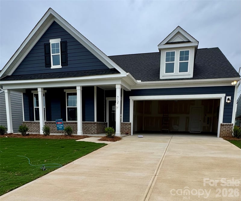9127 Fairlee Rd #125, Sherrills Ford, NC 28673