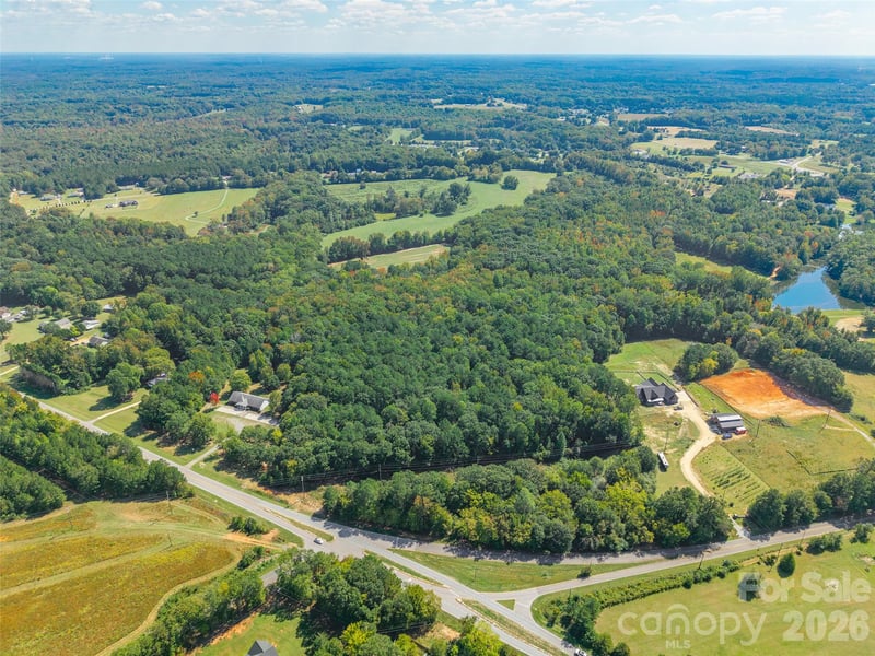2390 Old Hwy 321 Hw, Clover, SC 29710