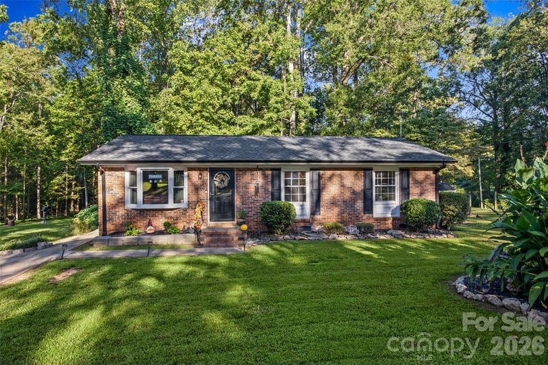 18 Northbrook Dr, York, SC 29745