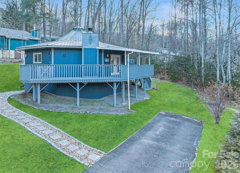 180 Hemlock Loop, Maggie Valley, NC 28751