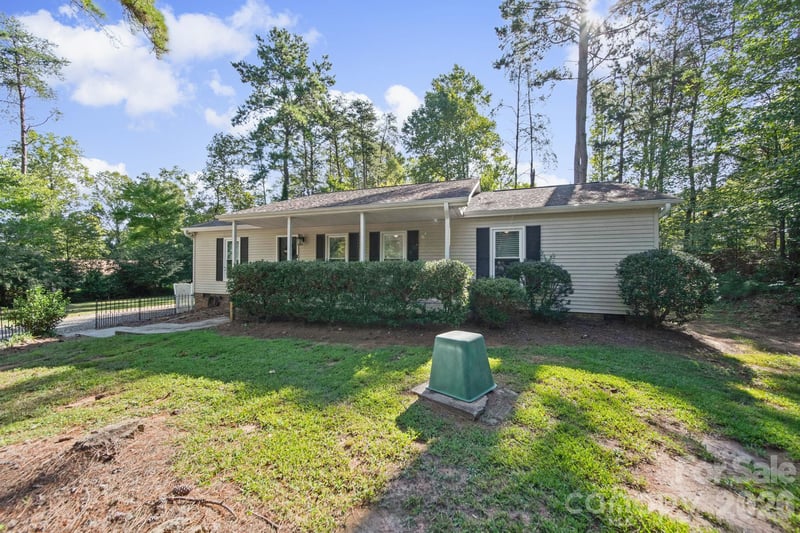 106 Brookridge Ln, Mooresville, NC 28117