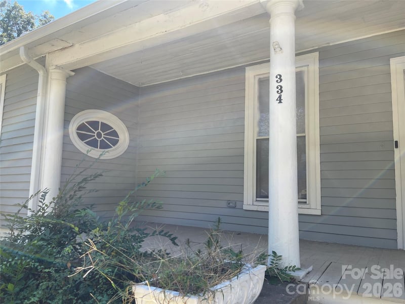 334 Davie Ave, Statesville, NC 28677