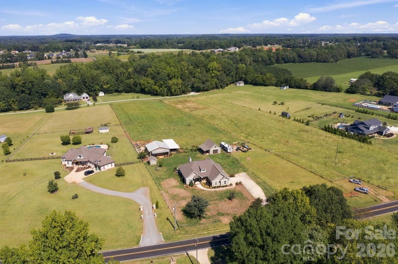 2870 Bradshaw Rd, Mooresville, NC 28115
