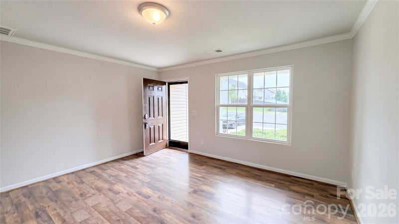 6130 Loy Ct, Charlotte, NC 28214