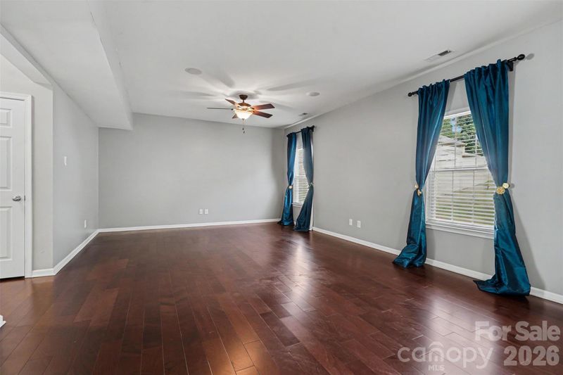 3315 Ashley View Dr, Charlotte, NC 28213