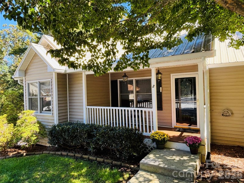 2 Maybury Pl, Arden, NC 28704