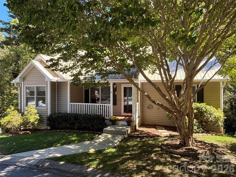 2 Maybury Pl, Arden, NC 28704