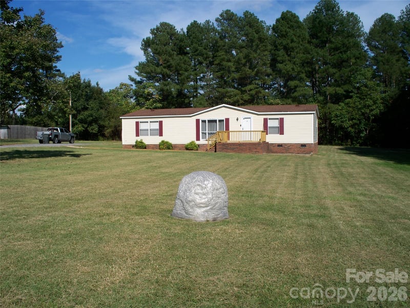 2120 Peeler Rd, Vale, NC 28168
