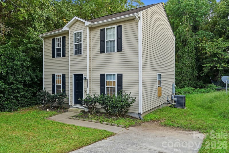 3021 Seymour Dr, Charlotte, NC 28208