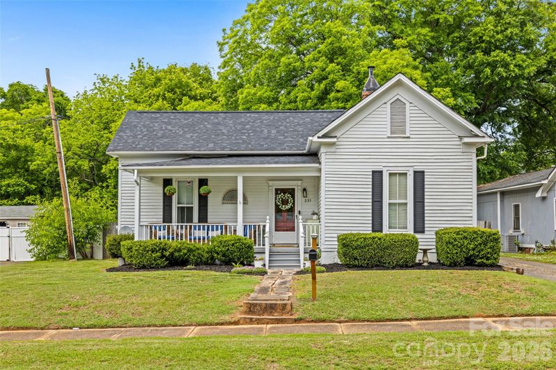 231 E Jefferson St, York, SC 29745
