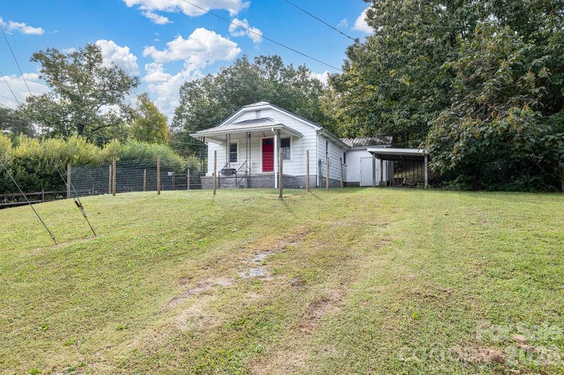 585 Eastview Rd, Salisbury, NC 28146