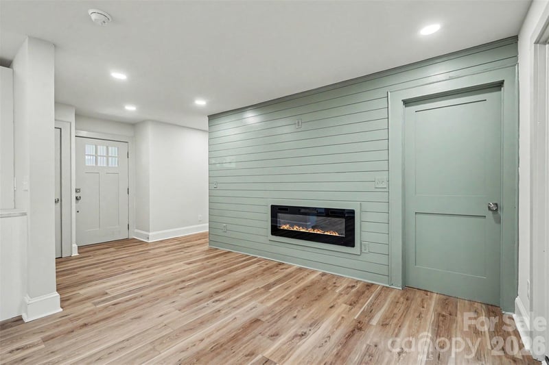 110 Hillside Ave SW, Concord, NC 28025