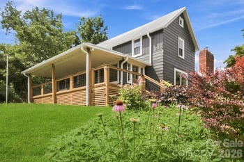 2252 Riceville Rd, Asheville, NC 28805