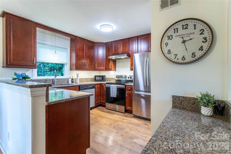 73 Toxaway Views Dr #304, Lake Toxaway, NC 28747