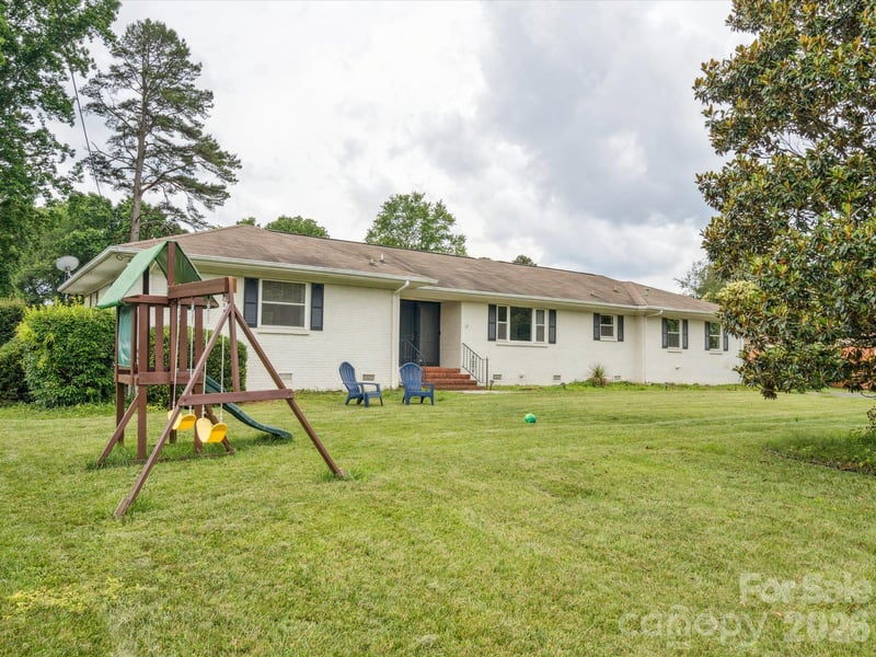 6700 Terry Dr, Charlotte, NC 28215