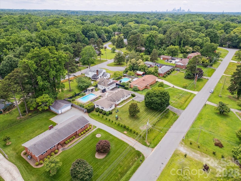 6700 Terry Dr, Charlotte, NC 28215