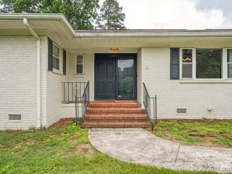 6700 Terry Dr, Charlotte, NC 28215