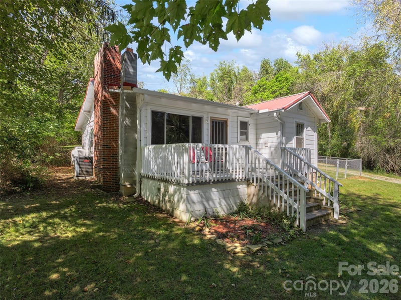380 S Morgan Branch Rd, Candler, NC 28715