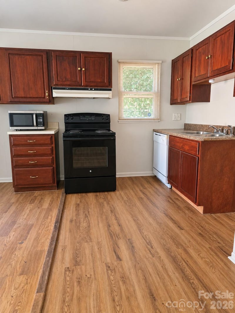 3135 Marney Ave, Charlotte, NC 28205