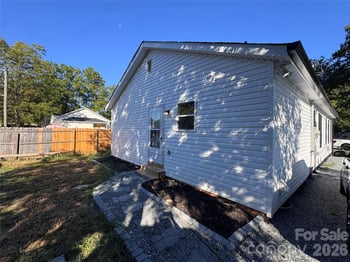 613 Gum St, Mooresville, NC 28115