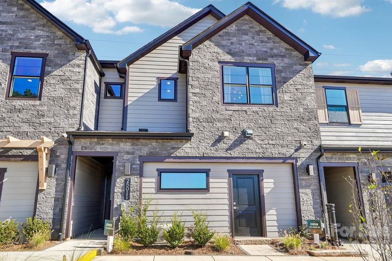 25029 Sprenger Dr, Cornelius, NC 28031