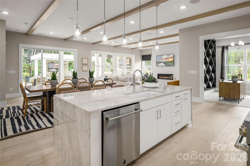 4111 Pinekirk Rd, Charlotte, NC 28269
