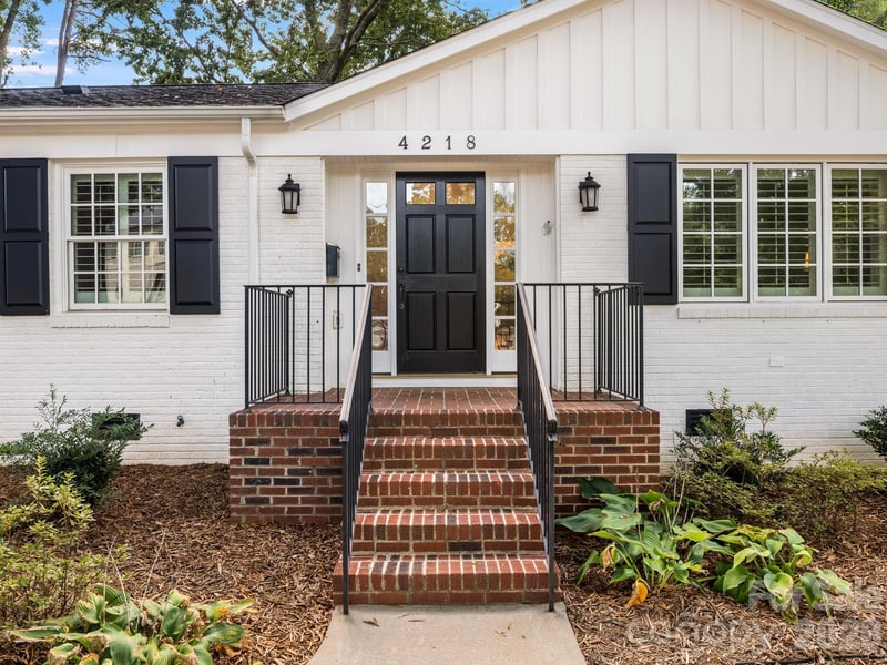 4218 Chelmsford Rd, Charlotte, NC 28211